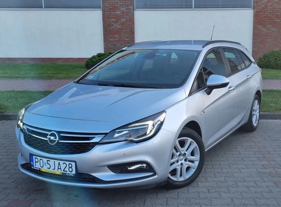 świętokrzyskie Opel Astra cena 44899 przebieg: 91100, rok produkcji 2018 z Poznań